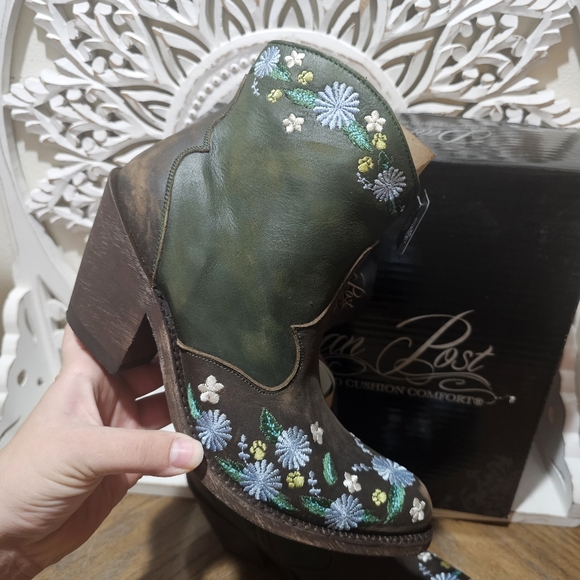 NEW Dan Post Women's Green & Brown Embroidered Ankle Cowgirl Boots Size 9 - Picture 2 of 10